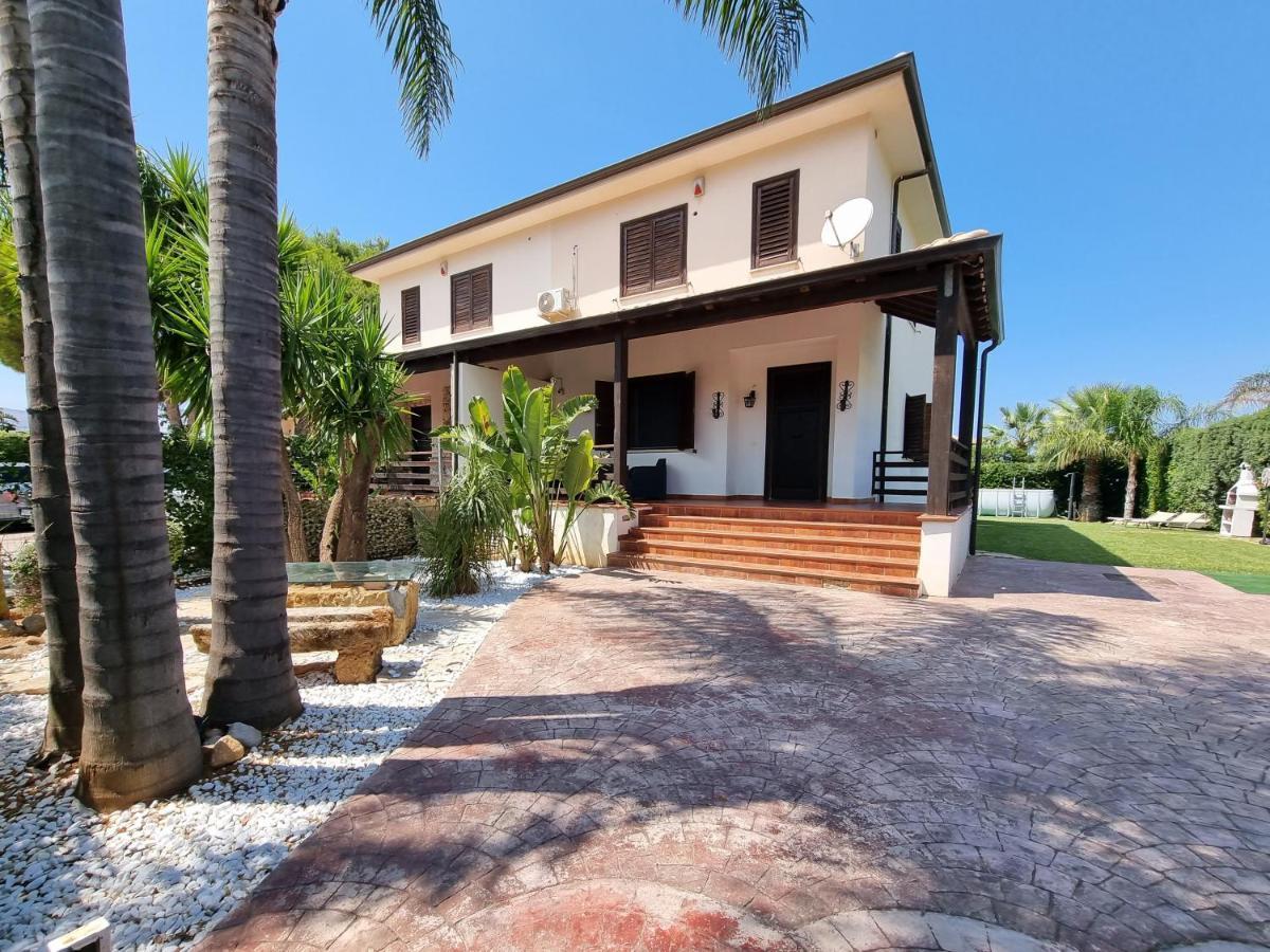 Villa Jari カリーニ エクステリア 写真